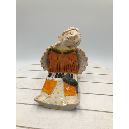 Anioł muzyk
